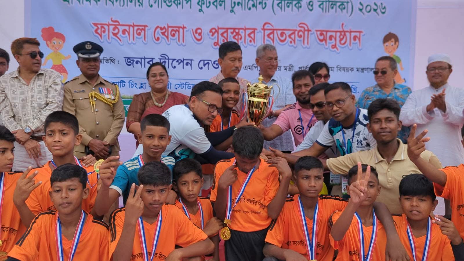 ক্রীড়া ক্ষেত্রে পার্বত্য চট্টগ্রাম সম্ভাবনাময় অঞ্চল; পার্বত্য মন্ত্রী